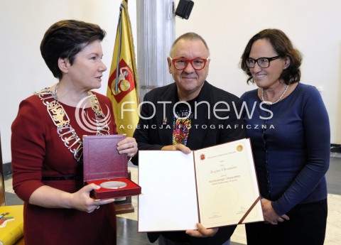 Jerzy Owsiak honorowym obywatelem Warszawy