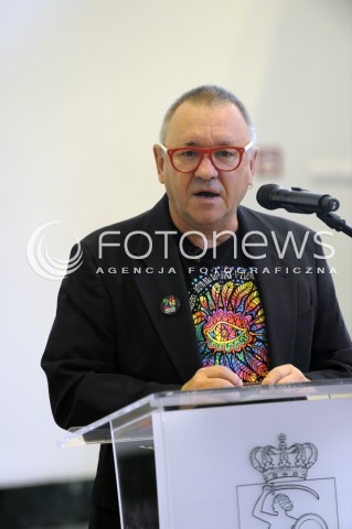  22.10.2014 WARSZAWA<br />WRECZENIE HONOROWEGO OBYWATELSTWA WARSZAWY JERZEMU OWSIAKOWI W WARSZAWIE<br />N/Z JERZY OWSIAK<br /> 