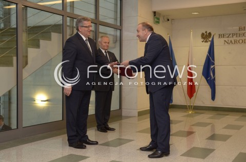  22.10.2014 WARSZAWA <br />
POSIEDZENIE RADY BEZPIECZENSTWA NARODOWEGO<br />
N/Z PREZYDENT RP BRONISLAW KOMOROWSKI  MINISTER SPRAW ZAGRANICZNYCH GRZEGORZ SCHETYNA <br />
 