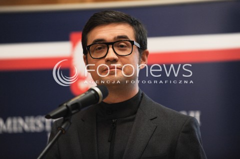  22.10.2014 WARSZAWA MINISTERSTWO EDUKACJI NARODOWEJ<br />KONFERENCJA PRASOWA NOWA MATURA 2015 <br />N/Z MARCIN SMOLIK DYREKTOR CENTRALNEJ KOMISJI EGZAMINACYJNEJ<br /> 