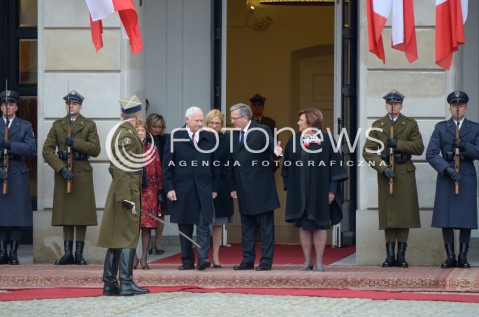  23.10.2014 WARSZAWA WIZYTA GUBERNATORA GENERALNEGO KANADY W POLSCE N/Z GUBERNATOR GENERALNY KANADY DAVID JOHNSTON PREZYDENT RP BRONISLAW KOMOROWSKI  