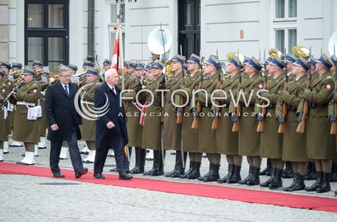 23.10.2014 WARSZAWA WIZYTA GUBERNATORA GENERALNEGO KANADY W POLSCE N/Z GUBERNATOR GENERALNY KANADY DAVID JOHNSTON PREZYDENT RP BRONISLAW KOMOROWSKI  