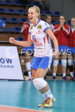  23.10.2014 RZESZOW<br />SIATKOWKA ORLEN LIGA 2014/2015 WOMEN VOLLEYBALL POLAND POLISH ORLENLIGA LEAGUE SEASON 2014/2015<br />MECZ DEVELOPRES SKYRES RZESZOW - SK BANK LEGIONOVIA LEGIONOWO<br />N/Z KAROLINA FILIPOWICZ SYLWETKA <br /> 