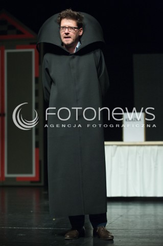  23.10.2014 WARSZAWA TEATR SYRENA<br />PROBA MEADIALNA SPEKTAKLU MAKABERSKI<br />N/Z WOJCIECH MALAJKAT<br /> 