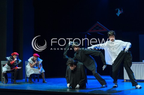  23.10.2014 WARSZAWA TEATR SYRENA<br />PROBA MEADIALNA SPEKTAKLU MAKABERSKI<br />N/Z  HANNA SLESZYNSKA BEATRYCZE LUKASZEWSKA BARTOSZ PORCZYK KRZYSZTOF SZCZEPANIAK MICHAL CZADERNA<br /> 