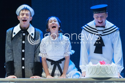  23.10.2014 WARSZAWA TEATR SYRENA<br />PROBA MEADIALNA SPEKTAKLU MAKABERSKI<br />N/Z KRZYSZTOF SZCZEPANIAK JOLANTA FRASZYNSKA PRZEMYSLAW GLAPINSKI<br /> 