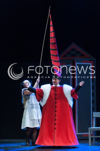  23.10.2014 WARSZAWA TEATR SYRENA<br />PROBA MEADIALNA SPEKTAKLU MAKABERSKI<br />N/Z KRZYSZTOF DRACZ BEATRYCZE LUKASZEWSKA<br /> 