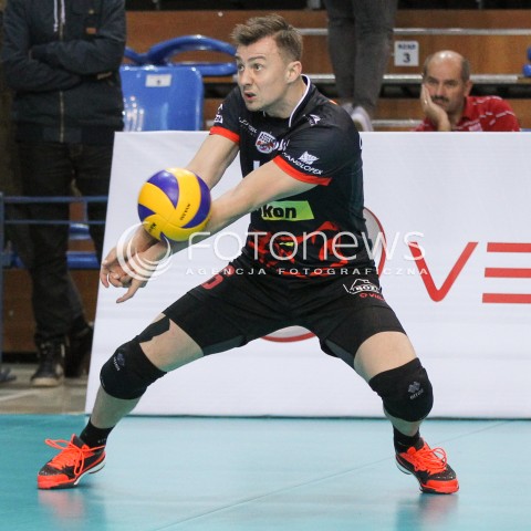  25.10.2014 RZESZOW<br />SIATKOWKA PLUSLIGA 2014/2015 MEN VOLLEYBALL POLAND POLISH PLUS LIGA LEAGUE SEASON 2014/2015<br />MECZ ASSECO RESOVIA - INDYKPOL AZS OLSZTYN<br />N/Z KRZYSZTOF IGNACZAK SYLWETKA <br /> 