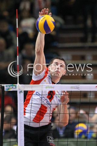  25.10.2014 RZESZOW<br />SIATKOWKA PLUSLIGA 2014/2015 MEN VOLLEYBALL POLAND POLISH PLUS LIGA LEAGUE SEASON 2014/2015<br />MECZ ASSECO RESOVIA - INDYKPOL AZS OLSZTYN<br />N/Z DAWID KONARSKI SYLWETKA ATAK<br /> 