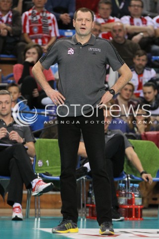  25.10.2014 RZESZOW<br />SIATKOWKA PLUSLIGA 2014/2015 MEN VOLLEYBALL POLAND POLISH PLUS LIGA LEAGUE SEASON 2014/2015<br />MECZ ASSECO RESOVIA - INDYKPOL AZS OLSZTYN<br />N/Z KRZYSZTOF STELMACH - TRENER ( HEAD COACH ) SYLWETKA <br /> 
