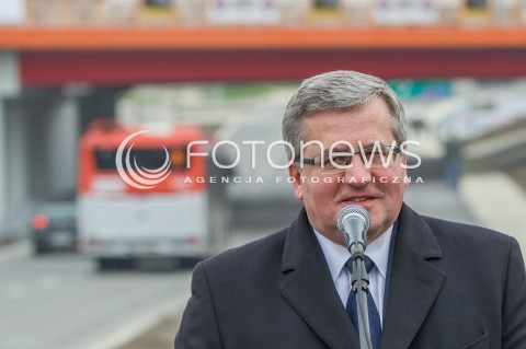 26.10.2014 RZESZOW <br />WIZYTA PREZYDENTA RP BRONISLAWA KOMOROWSKIEGO NA PODKARPACIU<br />OTWARCIE ODCINKA ALEI WYZWOLENIA BEDACEJ ELEMENTEM  BUDOWY SYSTEMU INTEGRUJACEGO TRANSPORT PUBLICZNY MIASTA RZESZOWA<br />N/Z BRONISLAW KOMOROWSKI<br /> 