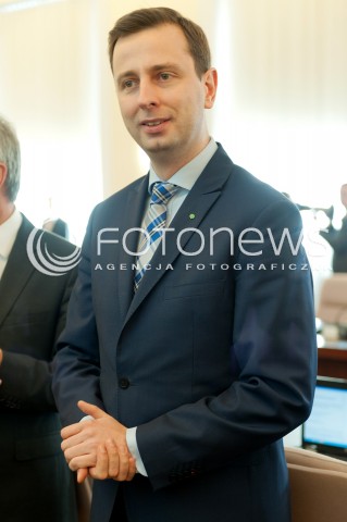  28.10.2014 WARSZAWA<br />POSIEDZENIE RADY MINISTROW<br />N/Z WLADYSLAW KOSINIAK - KAMYSZ<br /> 