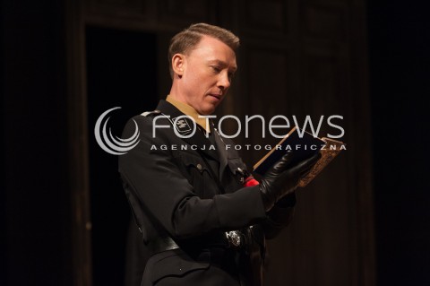  03.11.2014 WARSZAWA TEATR POLONIA<br />PROBA MEDIALNA SPEKTAKLU KOLACJA KANIBALI<br />N/Z RAFAL MOHR<br /> 