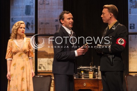  03.11.2014 WARSZAWA TEATR POLONIA<br />PROBA MEDIALNA SPEKTAKLU KOLACJA KANIBALI<br />N/Z ALEKSANDRA DOMANSKA RAFAL MOHR ANDRZEJ DESKUR<br /> 