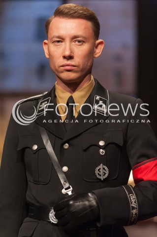  03.11.2014 WARSZAWA TEATR POLONIA<br />PROBA MEDIALNA SPEKTAKLU KOLACJA KANIBALI<br />N/Z RAFAL MOHR<br /> 