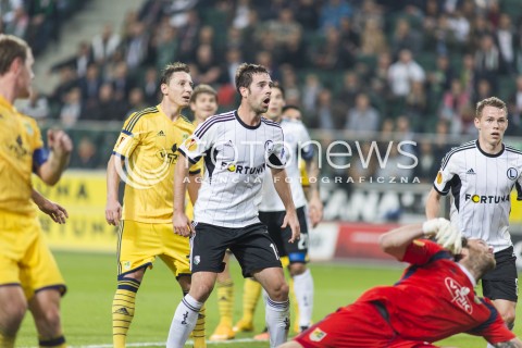  06.11.2014 WARSZAWA <br />
PILKA NOZNA SEZON 2014/2015 FOOTBALL POLISH <br />
MECZ LEGIA WARSZAWA - METALIST CHARKOW <br />
N/Z BRAMKA DLA LEGII STRZELIL NR 9 MAREK SAGANOWSKI<br />
  