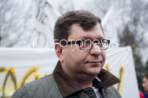  07.11.2014 WARSZAWA PRZEDSIEBIORCY MANIFESTUJA POD SEJMEM N/Z PROTEST ZBIGNIEW STONOGA   