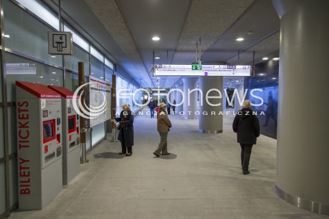  09.11.2014 WARSZAWA <br />DZIEN OTWARTY DLA LUDZI W NOWO POWSTALEJ II LINII STACJI METRA SWIETOKRZYSKA <br />N/Z ZWIEDZANIE STACJA SWIETOKRZYSKA <br /> 