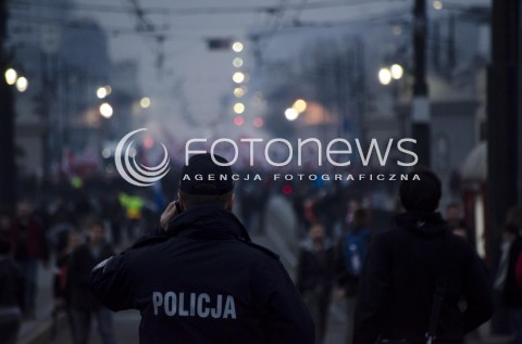  11.11.2014 WARSZAWIE MARSZ NIEPODLEGLOSCI 2014 N/Z POLICJA MARSZ  