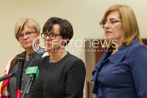  12.11.2014 RZESZOW <br />WIZYTA MINISTER EDUKACJI NARODOWEJ JOANNY KLUZIK ROSTKOWSKIEJ W RZESZOWIE<br />N/Z JOANNA KLUZIK ROSTKOWSKA TERESA KUBAS HUL JOLANTA KAZMIERCZAK<br /> 