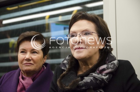  14.11.2014 WARSZAWA <br />PREMIER RP EWA KOPACZ ORAZ PREZYDENT WARSZAWY HANNA GRONKIEWICZ WALTZ ZWIEDZAJA DRUGA LINIE METRA <br />N/Z PREMIER EWA KOPACZ PREZYDENT WARSZAWY HANNA GRONKIEWICZ WALTZ<br />  