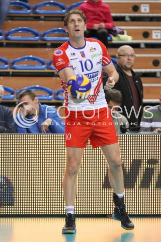  15.11.2014 RZESZOW <br />SIATKOWKA PLUS LIGA 2014/2015 MEN VOLLEYBALL POLAND POLISH PLUSLIGA LEAGUE SEASON 2014/2015 <br />MECZ ASSECO RESOVIA RZESZOW - TRANSFER BYDGOSZCZ<br />N/Z DAWID MUREK SYLWETKA <br /> 