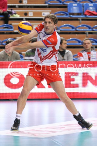  15.11.2014 RZESZOW <br />SIATKOWKA PLUS LIGA 2014/2015 MEN VOLLEYBALL POLAND POLISH PLUSLIGA LEAGUE SEASON 2014/2015 <br />MECZ ASSECO RESOVIA RZESZOW - TRANSFER BYDGOSZCZ<br />N/Z DAWID MUREK SYLWETKA <br /> 