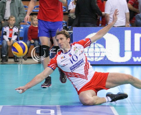  15.11.2014 RZESZOW <br />SIATKOWKA PLUS LIGA 2014/2015 MEN VOLLEYBALL POLAND POLISH PLUSLIGA LEAGUE SEASON 2014/2015 <br />MECZ ASSECO RESOVIA RZESZOW - TRANSFER BYDGOSZCZ<br />N/Z DAWID MUREK SYLWETKA <br /> 
