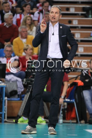  15.11.2014 RZESZOW <br />SIATKOWKA PLUS LIGA 2014/2015 MEN VOLLEYBALL POLAND POLISH PLUSLIGA LEAGUE SEASON 2014/2015 <br />MECZ ASSECO RESOVIA RZESZOW - TRANSFER BYDGOSZCZ<br />N/Z ANDRZEJ KOWAL - TRENER ( HEAD COACH ) SYLWETKA <br /> 