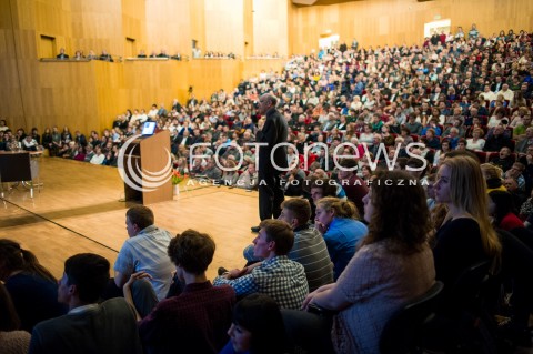  18.11.2014 RZESZOW FILHARMONIA PODKARPACKA <br />WYKLAD OTWARTY KSIADZA PROFESORA MICHALA HELLERA PT OD WIELKIEGO WYBUCHU DO GULAGU JAK USPRAWIEDLIWIC HISTORIE WSZECHSWIATA <br />N/Z KSIADZ PROFESOR MICHAL HELLER <br /> 