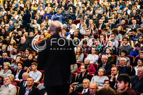  18.11.2014 RZESZOW FILHARMONIA PODKARPACKA <br />WYKLAD OTWARTY KSIADZA PROFESORA MICHALA HELLERA PT OD WIELKIEGO WYBUCHU DO GULAGU JAK USPRAWIEDLIWIC HISTORIE WSZECHSWIATA <br />N/Z KSIADZ PROFESOR MICHAL HELLER <br /> 