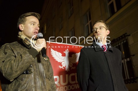 Pikieta w sprawie wyborów pod PKW w Warszawie