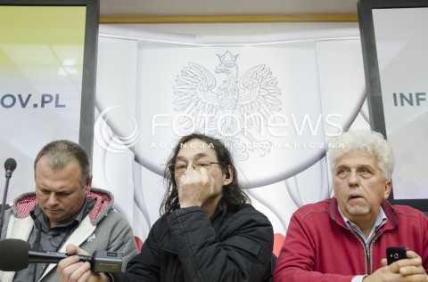  20.11.2014 WARSZAWA <br />PROTEST OKUPACYJNY W BUDYNKU PANSTWOWEJ KOMISJI WYBORCZEJ Z POWODU NIEPRAWIDLOWOSCI PODCZAS WYBOROW<br />N/Z  OKUPACJA UCZESTNICY<br /> 