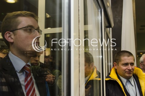  20.11.2014 WARSZAWA <br />PROTEST OKUPACYJNY W BUDYNKU PANSTWOWEJ KOMISJI WYBORCZEJ Z POWODU NIEPRAWIDLOWOSCI PODCZAS WYBOROW<br />N/Z  OKUPACJA ROBERT WINNICKI<br /> 
