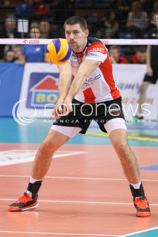  26.11.2014 RZESZOW <br />SIATKOWKA PLUS LIGA 2014/2015 MEN VOLLEYBALL POLAND POLISH PLUSLIGA LEAGUE SEASON 2014/2015 <br />MECZ ASSECO RESOVIA RZESZOW - AZS CZESTOCHOWA<br />N/Z DAWID KONARSKI SYLWETKA <br /> 