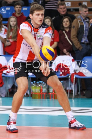  26.11.2014 RZESZOW <br />SIATKOWKA PLUS LIGA 2014/2015 MEN VOLLEYBALL POLAND POLISH PLUSLIGA LEAGUE SEASON 2014/2015 <br />MECZ ASSECO RESOVIA RZESZOW - AZS CZESTOCHOWA<br />N/Z PIOTR NOWAKOWSKI SYLWETKA <br /> 
