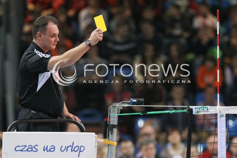  26.11.2014 RZESZOW <br />SIATKOWKA PLUS LIGA 2014/2015 MEN VOLLEYBALL POLAND POLISH PLUSLIGA LEAGUE SEASON 2014/2015 <br />MECZ ASSECO RESOVIA RZESZOW - AZS CZESTOCHOWA<br />N/Z SEDZIA PAWEL IGNATOWICZ ZOLTA KARTKA<br /> 