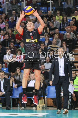  26.11.2014 RZESZOW <br />SIATKOWKA PLUS LIGA 2014/2015 MEN VOLLEYBALL POLAND POLISH PLUSLIGA LEAGUE SEASON 2014/2015 <br />MECZ ASSECO RESOVIA RZESZOW - AZS CZESTOCHOWA<br />N/Z MICHAL ZUREK SYLWETKA <br /> 