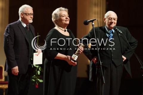  01.12.2014 WARSZAWA<br />GALA WIELKIEGO SPLENDORA<br />N/Z ANNA SENIUK JAN MATYJASZKIEWICZ KRZYSZTOF GOSZTYLA<br /> 
