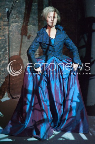  02.12.2014 WARSZAWA SCENA PRZODOWNIK<br />PROBA MEDIALNA SPEKTAKLU ROSYJSKI KONTRAKT<br />N/Z AGNIESZKA ROSZKOWSKA<br /> 