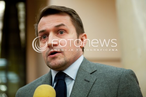  04.12.2014 WARSZAWA<br />ZAPRZYSIEZENIE HANNY GRONKIEWICZ - WALTZ NA PREZYDENT WARSZAWY<br />N/Z PIOTR GUZIAL<br /> 