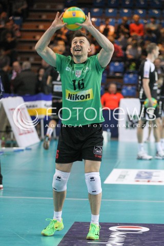  04.12.2014 RZESZOW POLAND <br />SIATKOWKA LIGA MISTRZOW MEN CEV VOLLEYBALL CHAMPIONS LEAGUE 2013 <br />MATCH ASSECO RESOVIA -  BERLIN RECYCLING VOLLEYS<br />N/Z KRZYSZTOF IGNACZAK SYLWETKA <br /> 