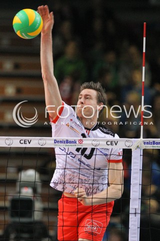  04.12.2014 RZESZOW POLAND <br />SIATKOWKA LIGA MISTRZOW MEN CEV VOLLEYBALL CHAMPIONS LEAGUE 2013 <br />MATCH ASSECO RESOVIA -  BERLIN RECYCLING VOLLEYS<br />N/Z JOCHEN SCHOPS SYLWETKA ATAK<br /> 
