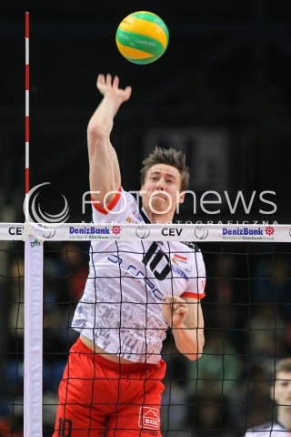  04.12.2014 RZESZOW POLAND <br />SIATKOWKA LIGA MISTRZOW MEN CEV VOLLEYBALL CHAMPIONS LEAGUE 2013 <br />MATCH ASSECO RESOVIA -  BERLIN RECYCLING VOLLEYS<br />N/Z JOCHEN SCHOPS SYLWETKA ATAK<br /> 