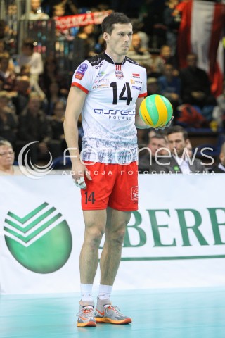  04.12.2014 RZESZOW POLAND <br />SIATKOWKA LIGA MISTRZOW MEN CEV VOLLEYBALL CHAMPIONS LEAGUE 2013 <br />MATCH ASSECO RESOVIA -  BERLIN RECYCLING VOLLEYS<br />N/Z RAFAL BUSZEK SYLWETKA <br /> 