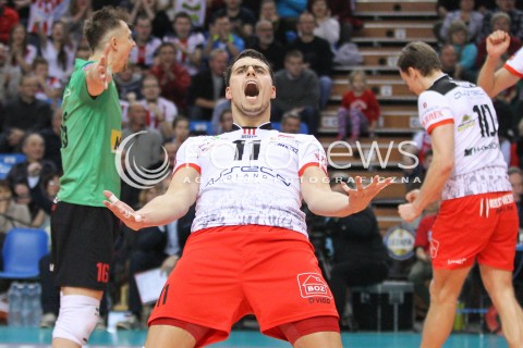  04.12.2014 RZESZOW POLAND <br />SIATKOWKA LIGA MISTRZOW MEN CEV VOLLEYBALL CHAMPIONS LEAGUE 2013 <br />MATCH ASSECO RESOVIA -  BERLIN RECYCLING VOLLEYS<br />N/Z FABIAN DRZYZGA RADOSC EMOCJE SYLWETKA <br /> 