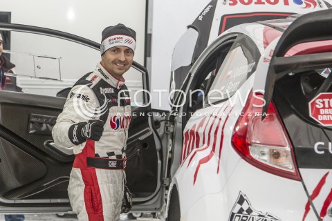  06.12.2014 WARSZAWA <br />52 RAJD BARBORKI <br />N/Z BARBORKA KAJETAN KAJETANOWICZ W NAMIOCIE SERWISOWYM <br /> 