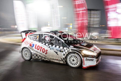  06.12.2014 WARSZAWA <br />52 RAJD BARBORKI <br />N/Z BARBORKA ODCINEK KAROWA KAJETAN KAJETANOWICZ JAROSLAW BARAN FORD FIESTA R5<br /> 