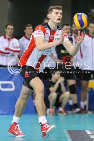  07.12.2014 RZESZOW <br />SIATKOWKA PLUS LIGA 2014/2015 MEN VOLLEYBALL POLAND POLISH PLUSLIGA LEAGUE SEASON 2014/2015 <br />MECZ ASSECO RESOVIA RZESZOW - CUPRUM LUBIN<br />N/Z  PIOTR NOWAKOWSKI SYLWETKA <br /> 