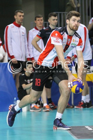  07.12.2014 RZESZOW <br />SIATKOWKA PLUS LIGA 2014/2015 MEN VOLLEYBALL POLAND POLISH PLUSLIGA LEAGUE SEASON 2014/2015 <br />MECZ ASSECO RESOVIA RZESZOW - CUPRUM LUBIN<br />N/Z  DAWID DRYJA SYLWETKA <br /> 